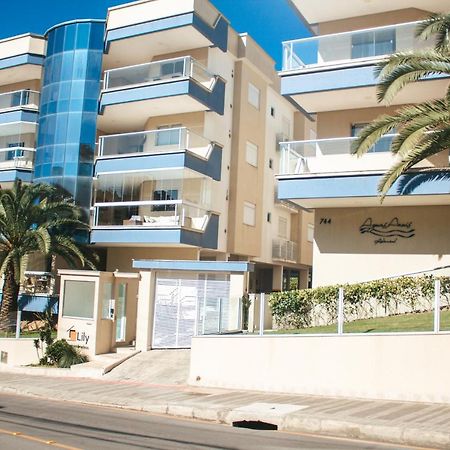 Temporadabombinhas 2 Suites Bagian luar foto